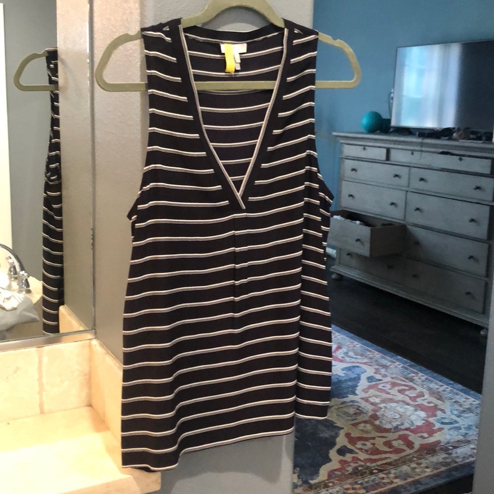 Joie Silk Black/White V-neck tank